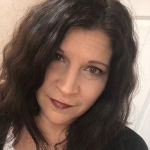 Meet your Posher, Jahnette